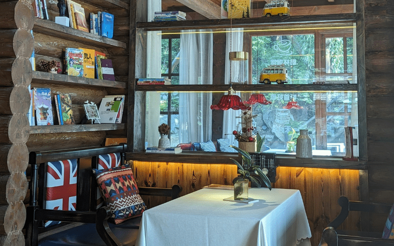 Seeking heartwarming, oh-so-discussable reads